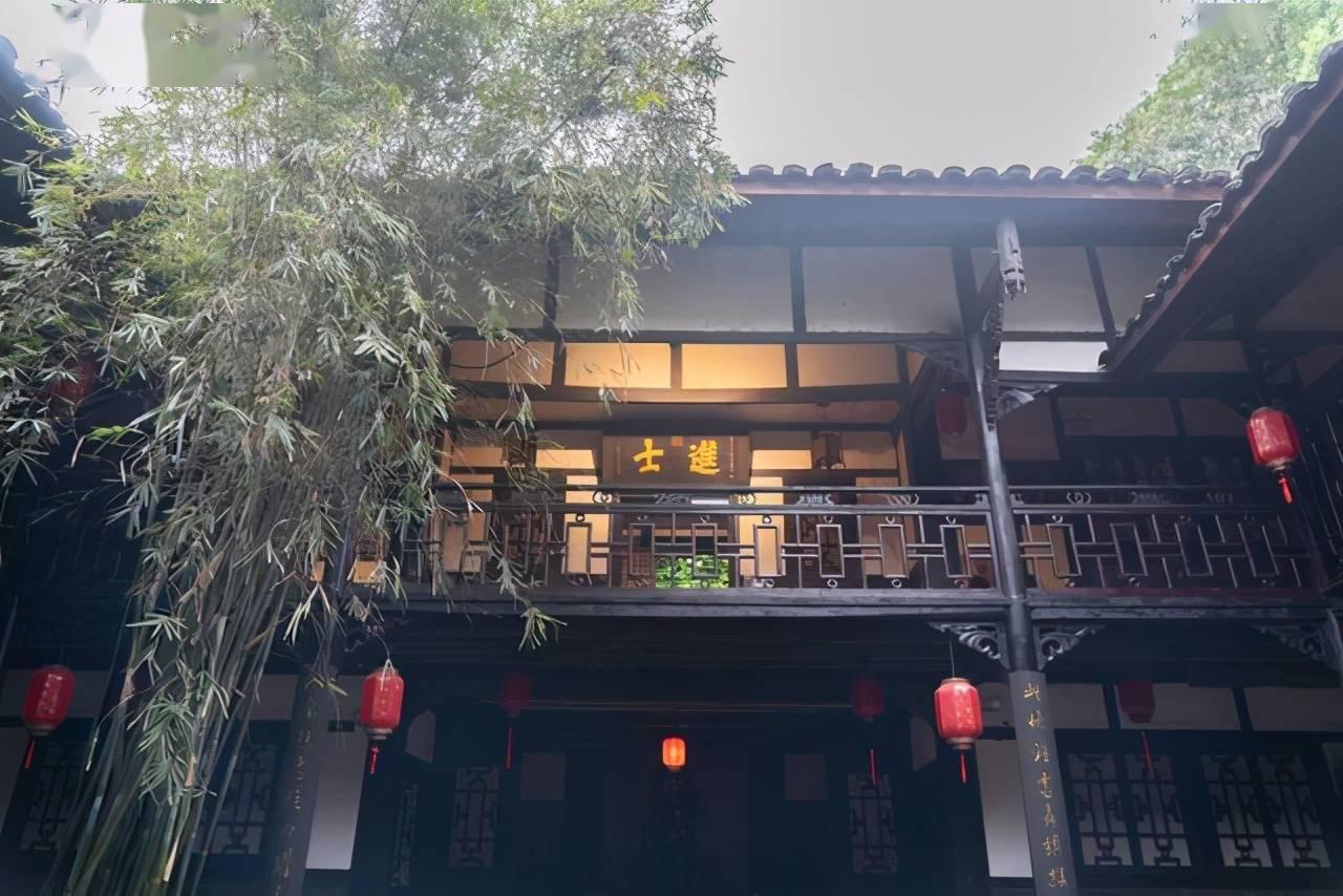 杀出重围人类分裂